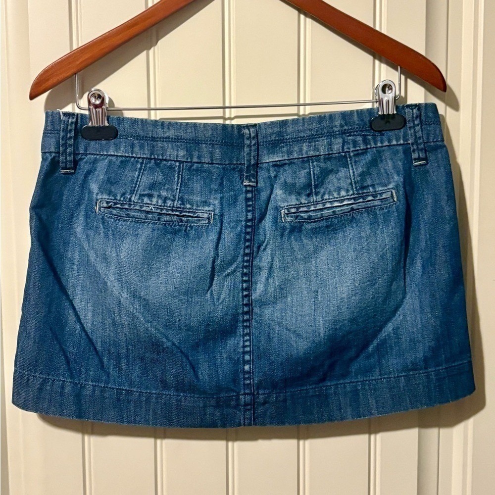 American Eagle Y2K Cargo Pocket Denim Mini Skirt - Picture 4 of 7